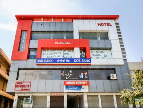 Amber Hotel Barmer Bagian luar foto